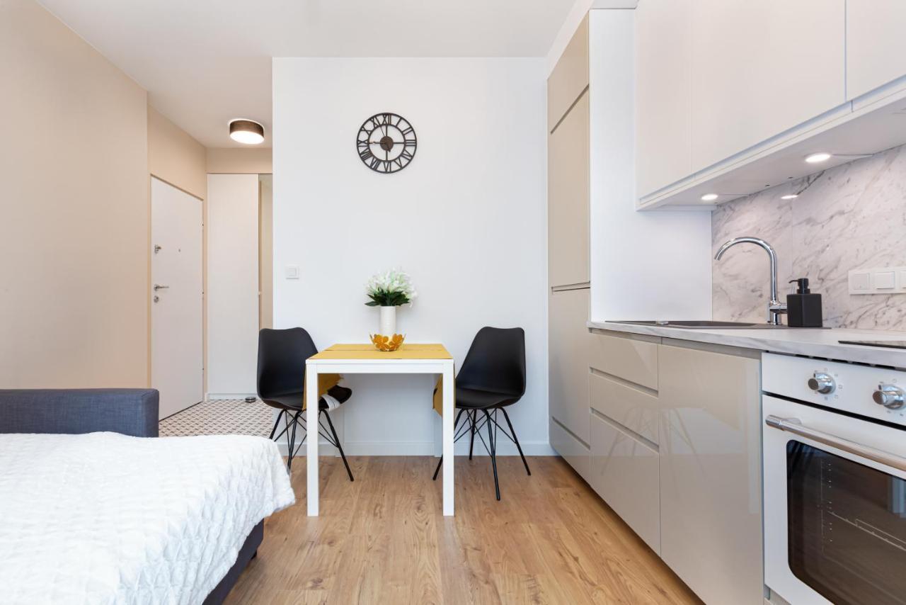 Mokotow Business Center Apartments By Noclegi Renters Warsawa Bagian luar foto